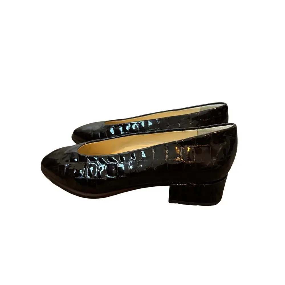 Joan and David made in Italy brown leather heels